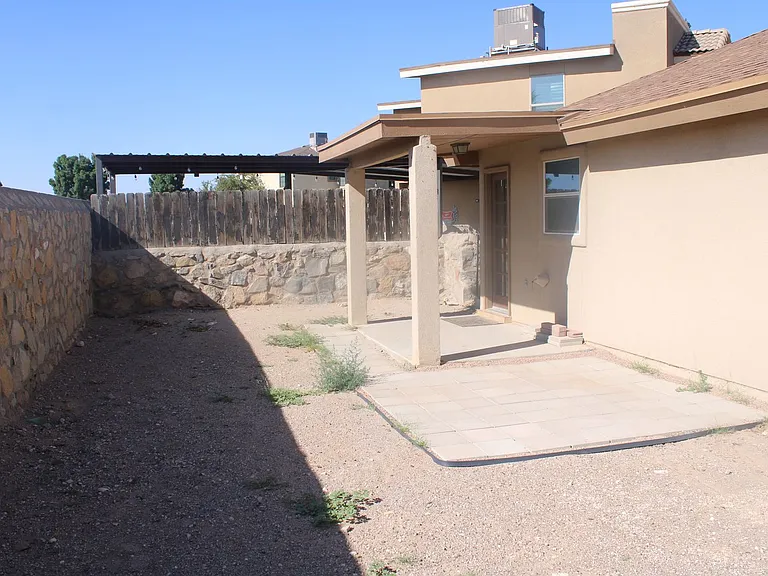 12928 Hueco Pit Dr — Photo 27