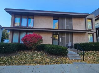 1851 N Oakland Ave #9, Milwaukee, WI 53202