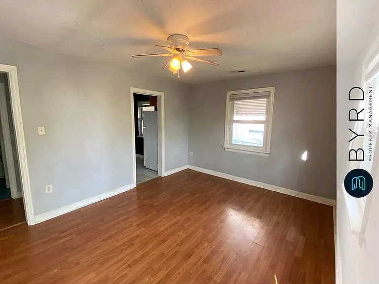 1413 Blair St — Photo 3