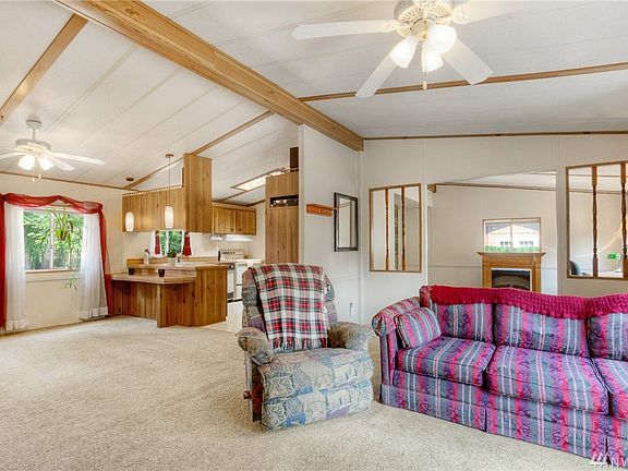 4th image of 11804 240th Avenue Ct E