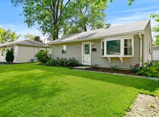 215 S Hammes Ave, Joliet, IL 60436