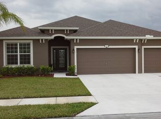 365 Sebastian Crossings Blvd, Sebastian, FL 32958