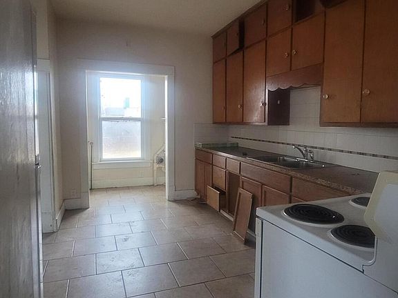 3rd image of 2417 Avenue A