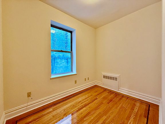 3rd image of 59 W 10th St APT 6D