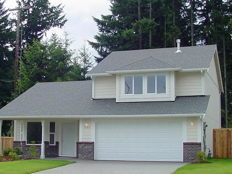7425 39th Ct SE — Photo 1