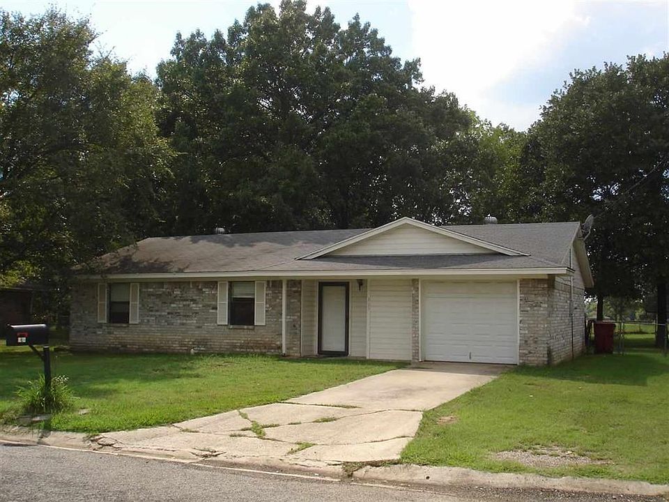 1st image of 365 Town East Dr