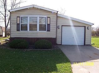 255 Blackthorn Rd, Matteson, IL 60443