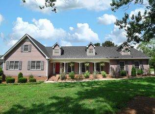 125 Monticello Way, Fayetteville, GA 30214