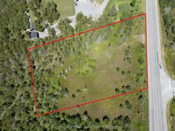 1707 County Road 2 Rd, Prince Edward County, ON K0K 1G0
