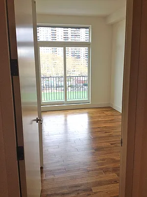 Rented by DYNY Inc | media 77