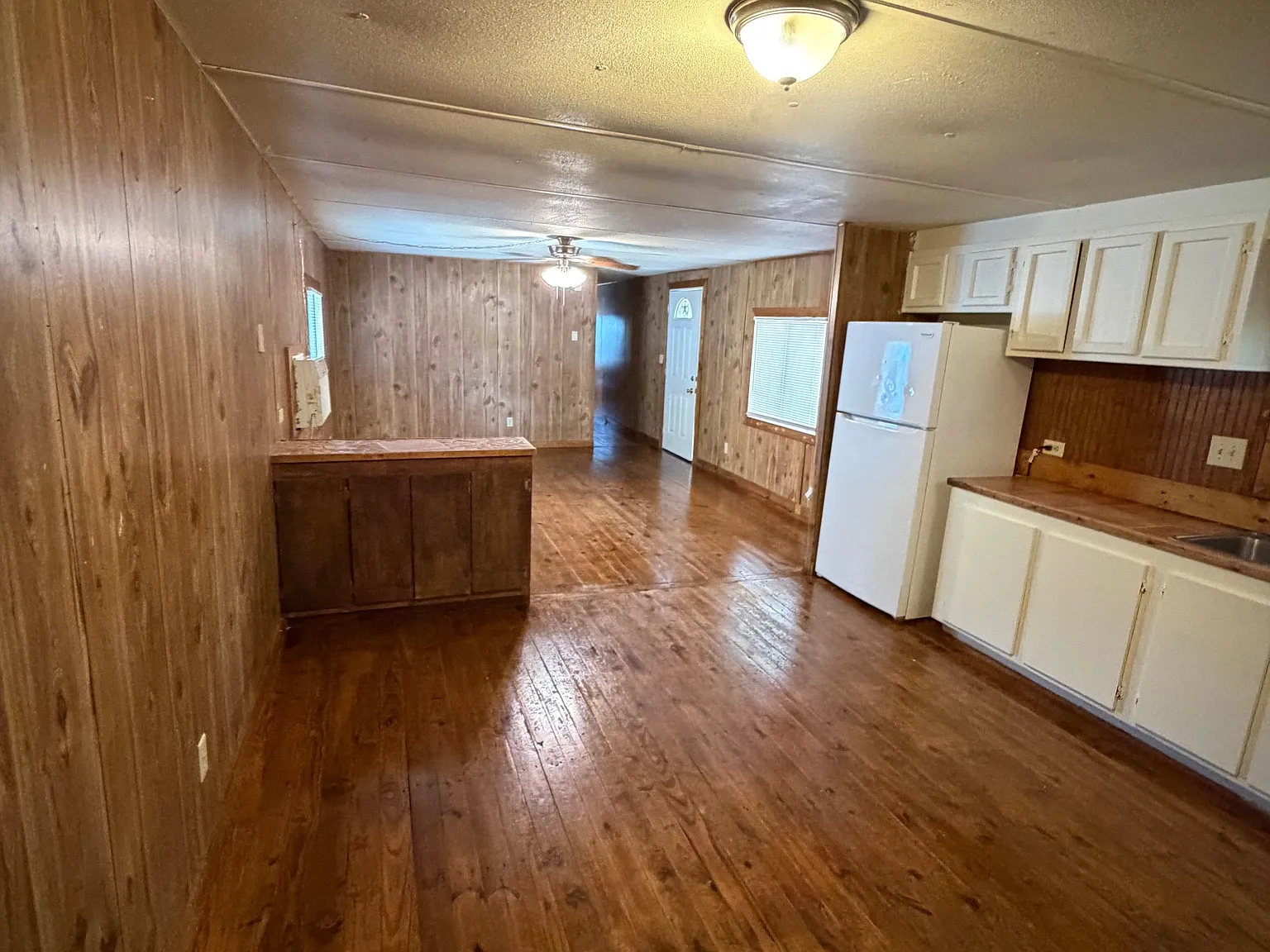 3 bed, $800 — Photo 2