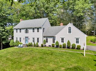 27 Regency Dr, North Haven, CT 06473
