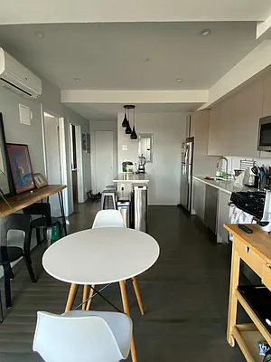 Rented by MySpaceNYC | media 19