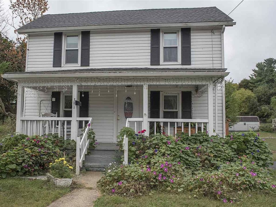 1st image of 391 Franklin St