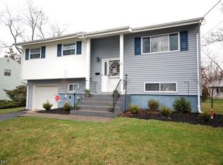 7 Robin Rd, Somerville, NJ 08876