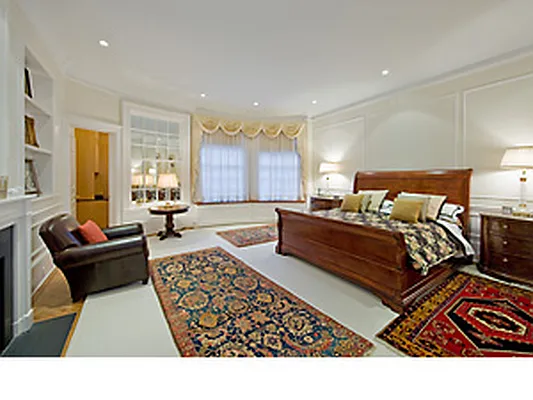 Sold by Corcoran | media 3