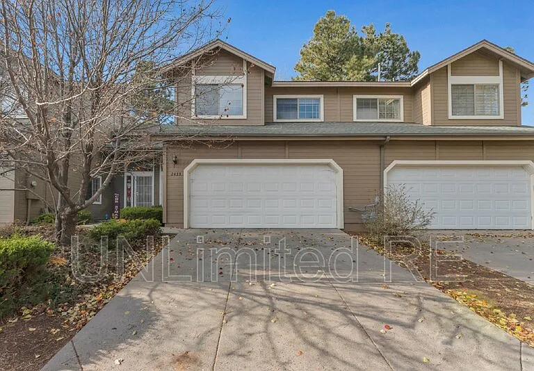 2433 S Seclusion Ln — Photo 2