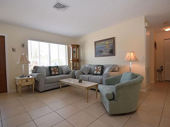 5th image of 359 Circlewood Dr