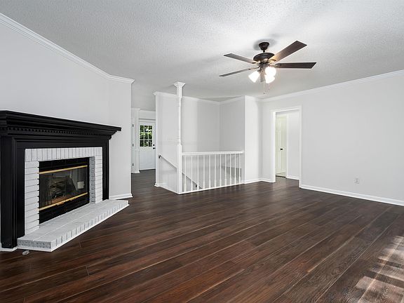 5th image of 3409 Crosscreek Cir