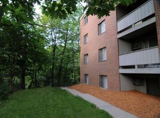 139 Woodmere Ave APT 10, East Lansing, MI 48823