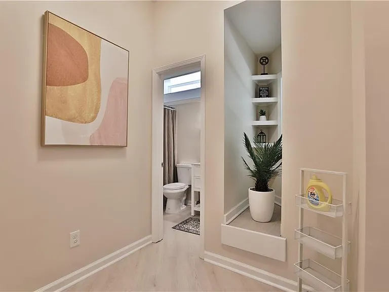 2125 Clay Rd — Photo 22