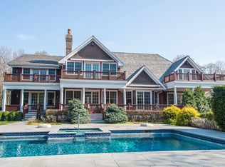 303 Middle Line Hwy, Sag Harbor, NY 11963