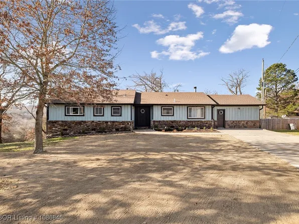 309 W Fresno Cir, Greenwood, AR 72936