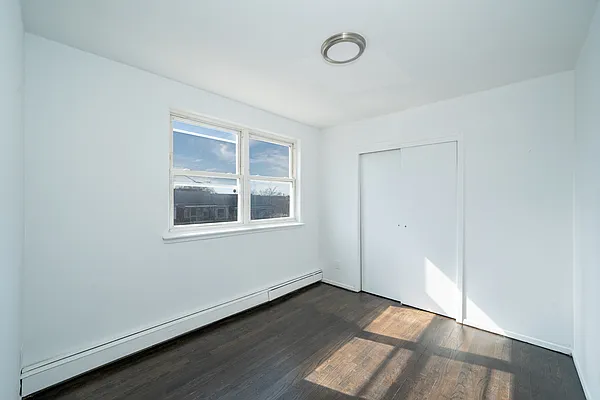 Rented by Worth Property Group | media 2