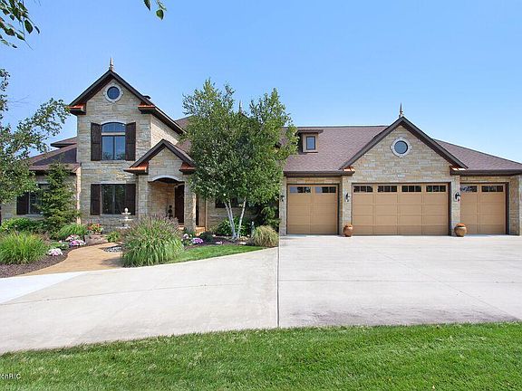 3rd image of 7770 Harmony Cove Ct SE