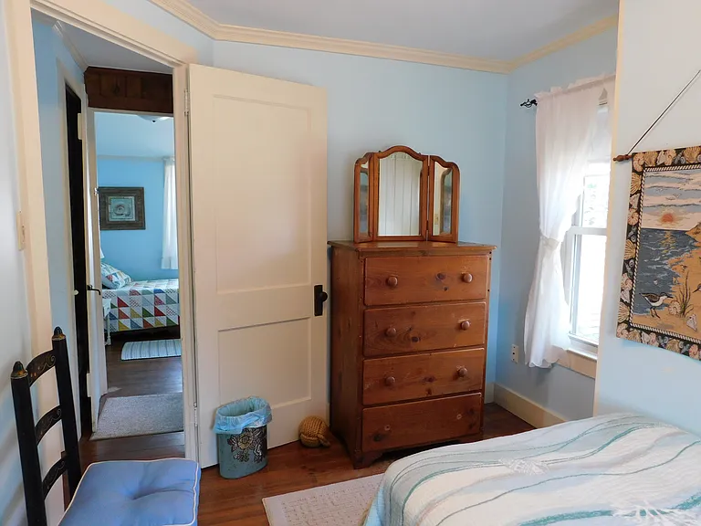 70 E Grand Ave — Photo 8