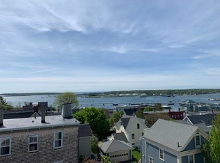 3 Sherbrooke St #6, Portland, ME 04101