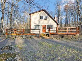 128 Tanager Rd, Lackawaxen, PA 18435