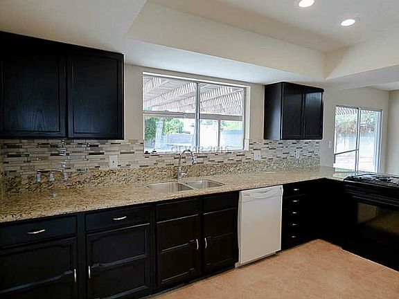 2nd image of 5831 Madre Mesa Dr