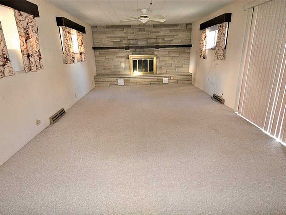 5th image of 1211 Meadowbrook Dr