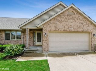 1480 Adrienne Cir, Sycamore, IL 60178