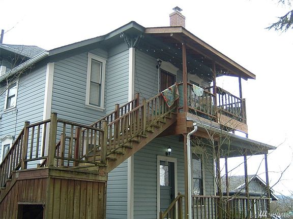 5th image of 218 Avenue A