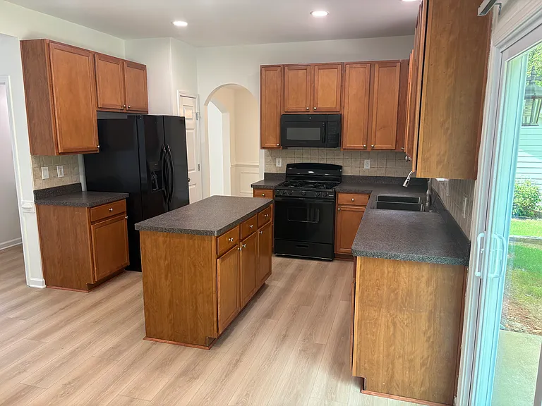 3600 Tupelo Trl — Photo 4