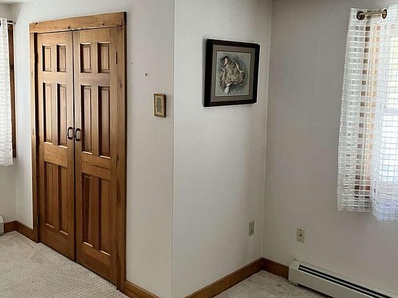 5th image of 1070 Coles Hill Road