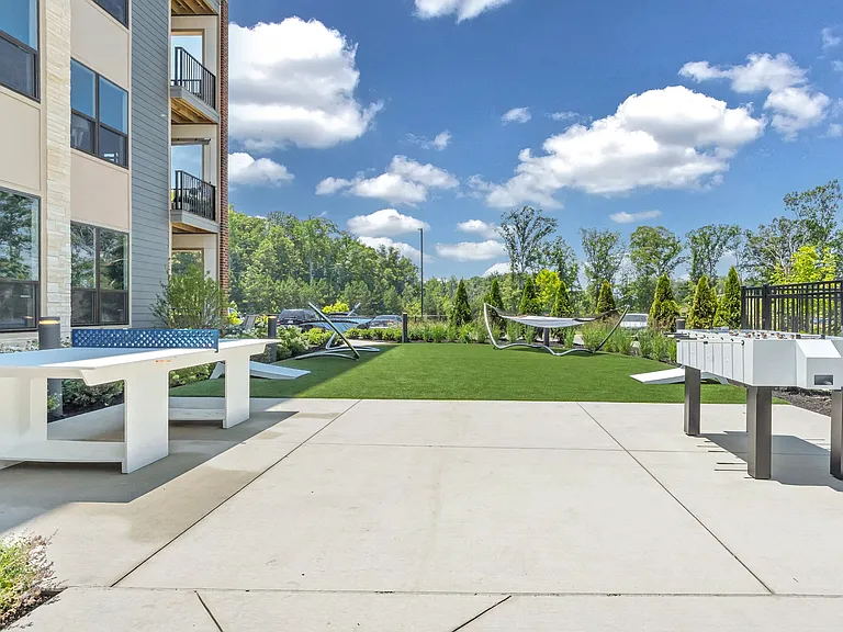 Luxe 360 on Centerpointe — Photo 68