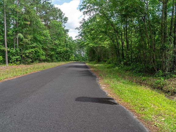 3rd image of 0 Deneaux Rd