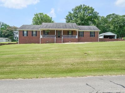 1100 Rain Tree Dr, Tuscumbia, AL, 35674
