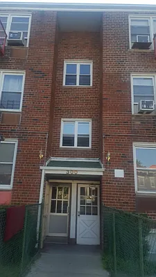 Rented by Old Brooklyn Real Estate Inc | media 61