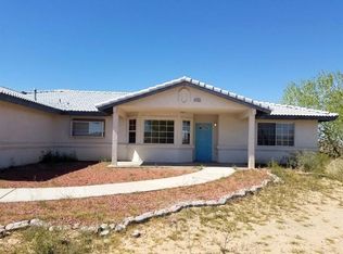 11702 Locust Ln, Apple Valley, CA 92308