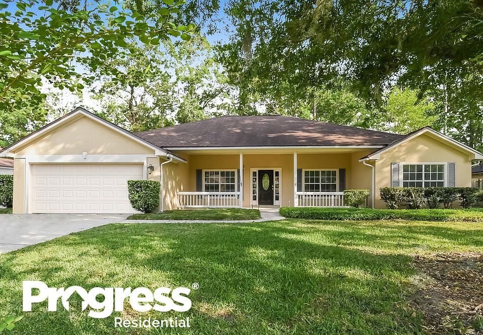 1st image of 712 Fair Oaks Ln