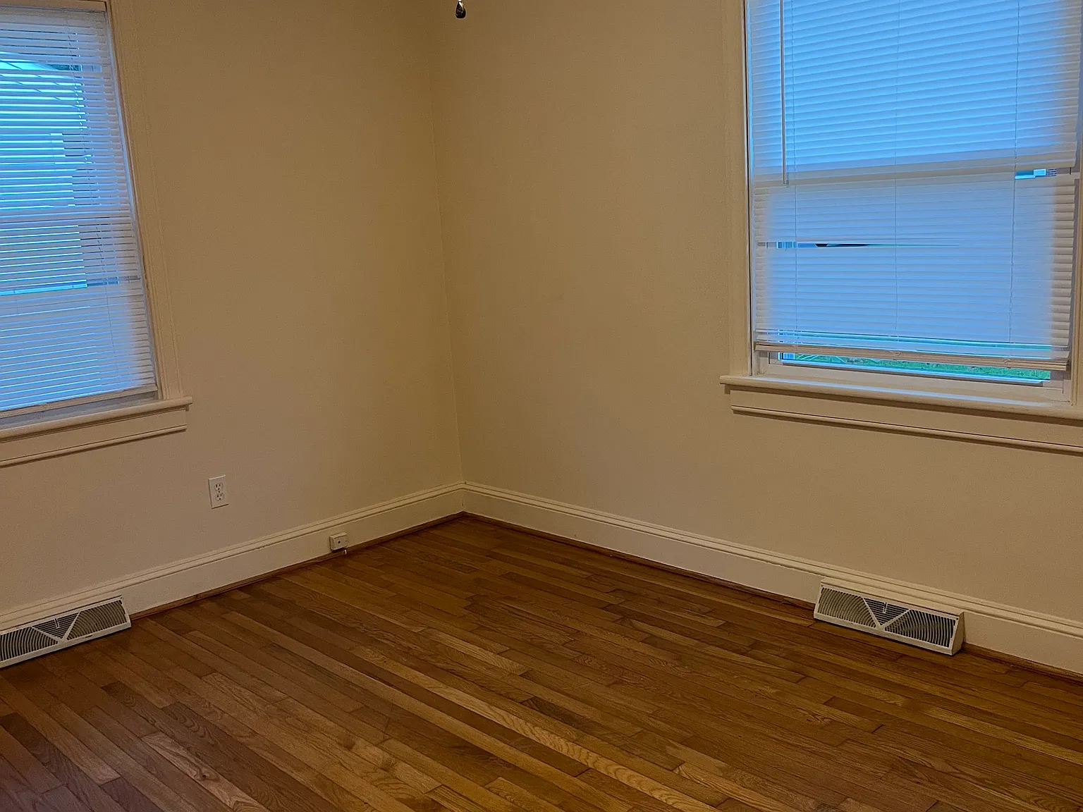 3 bed, 1224 sqft, $1,550 — Photo 4