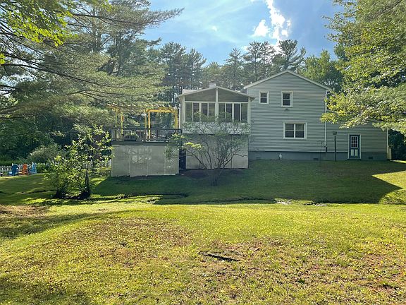 2nd image of 6 Meadow Drive