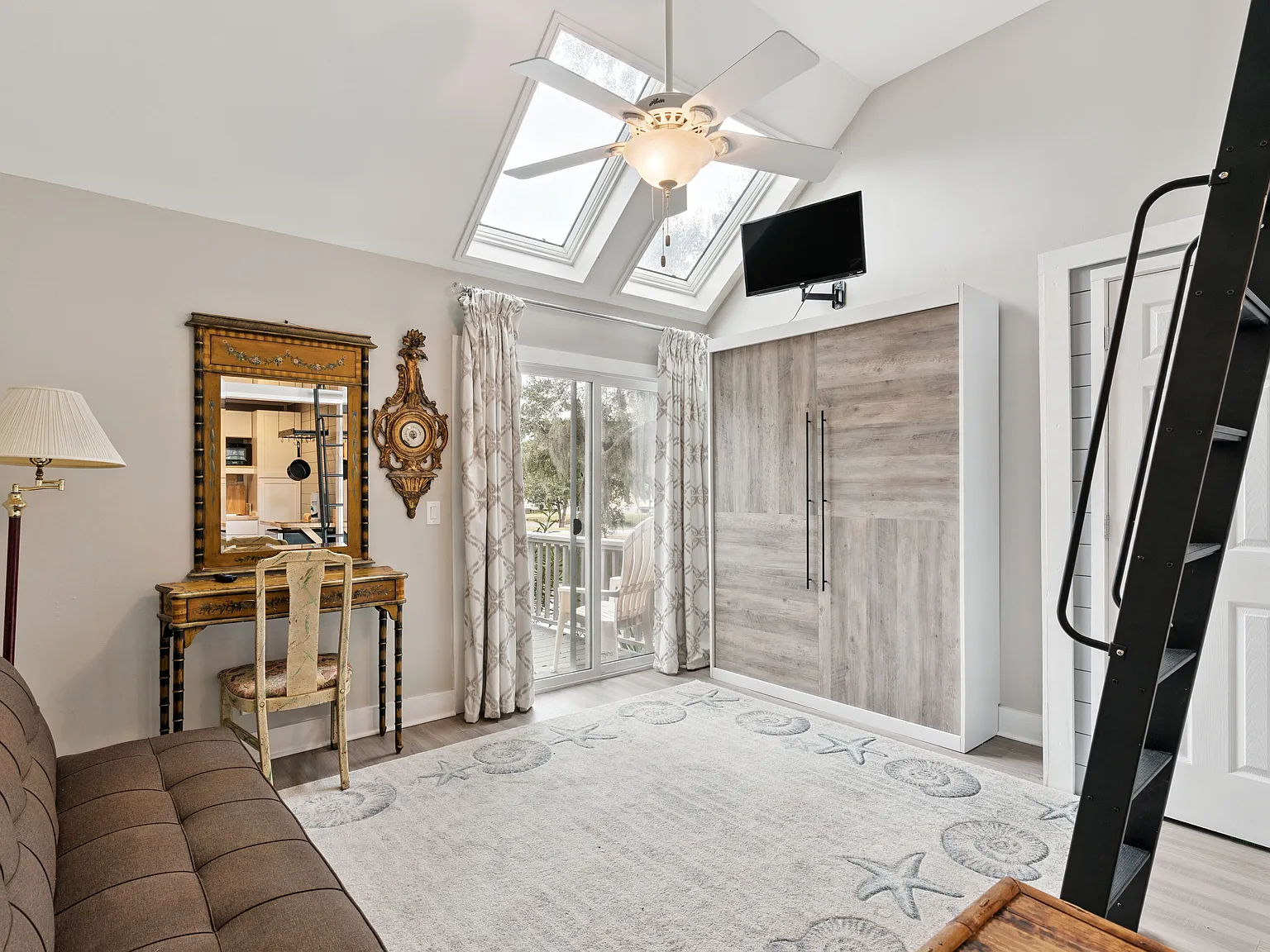 1 bed, 172 sqft, $1,250 — Photo 3