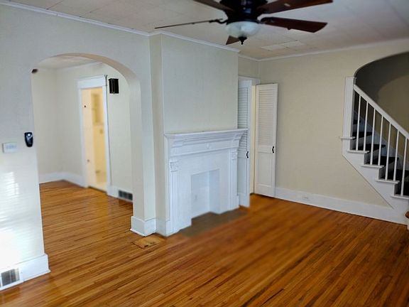 5th image of 2723 Plum St