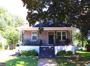 33 N Clinton Ave, Maple Shade, NJ 08052