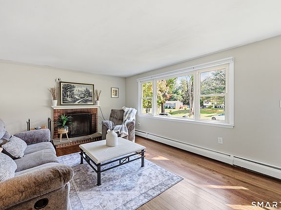 4th image of 18 Clearview Drive
